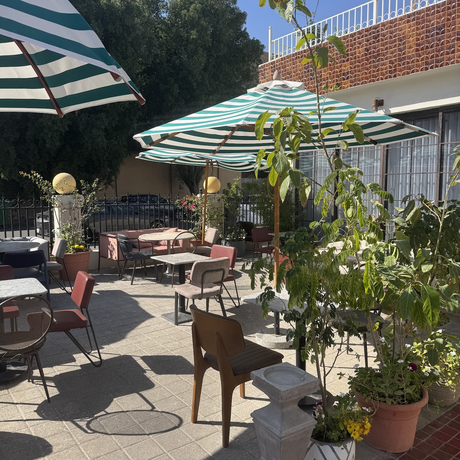 써드 플레이스 카페