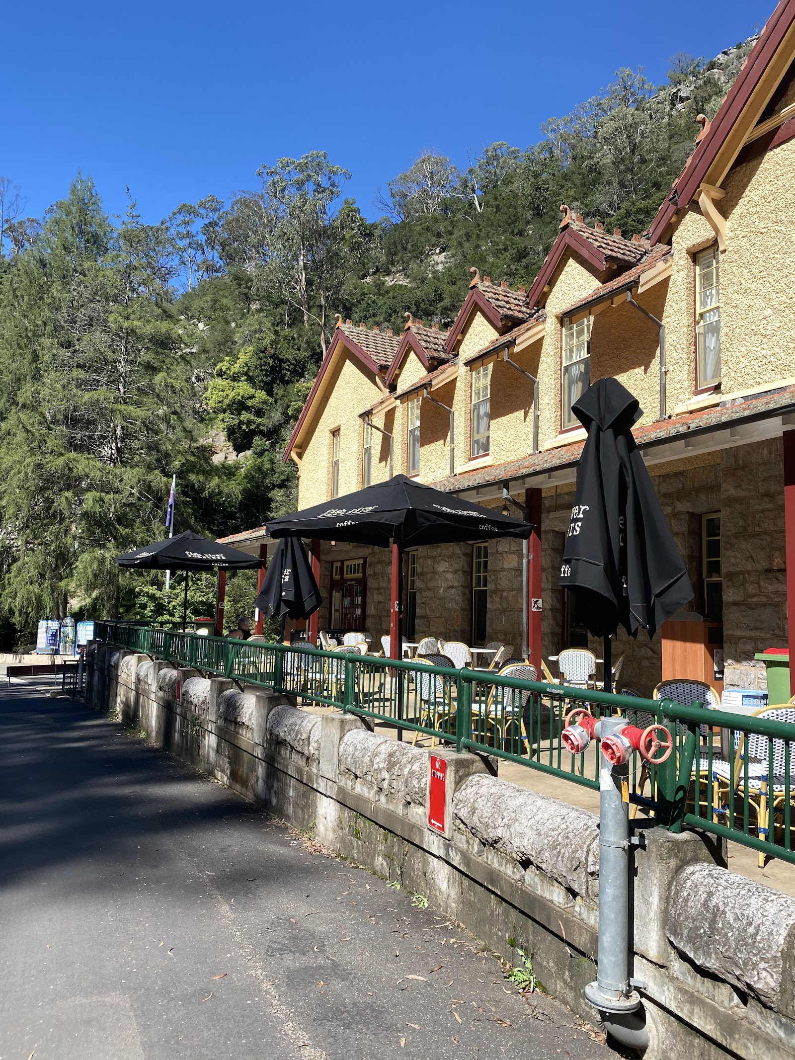 Caves Cafe
