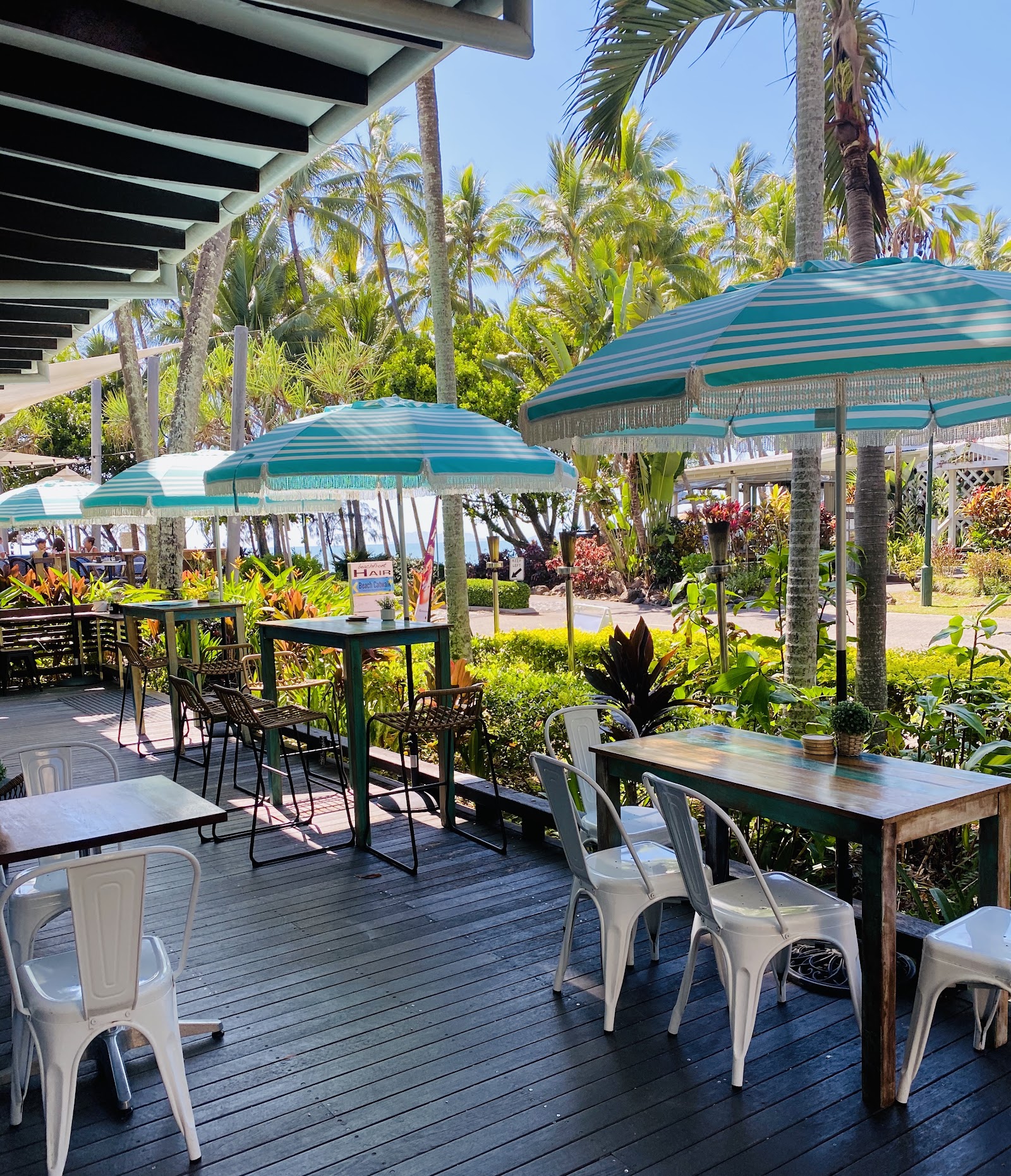 The Beach Hut Cafe & Juice Bar