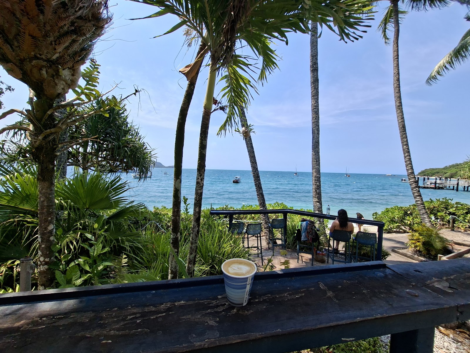 Foxy's Bar & Cafe