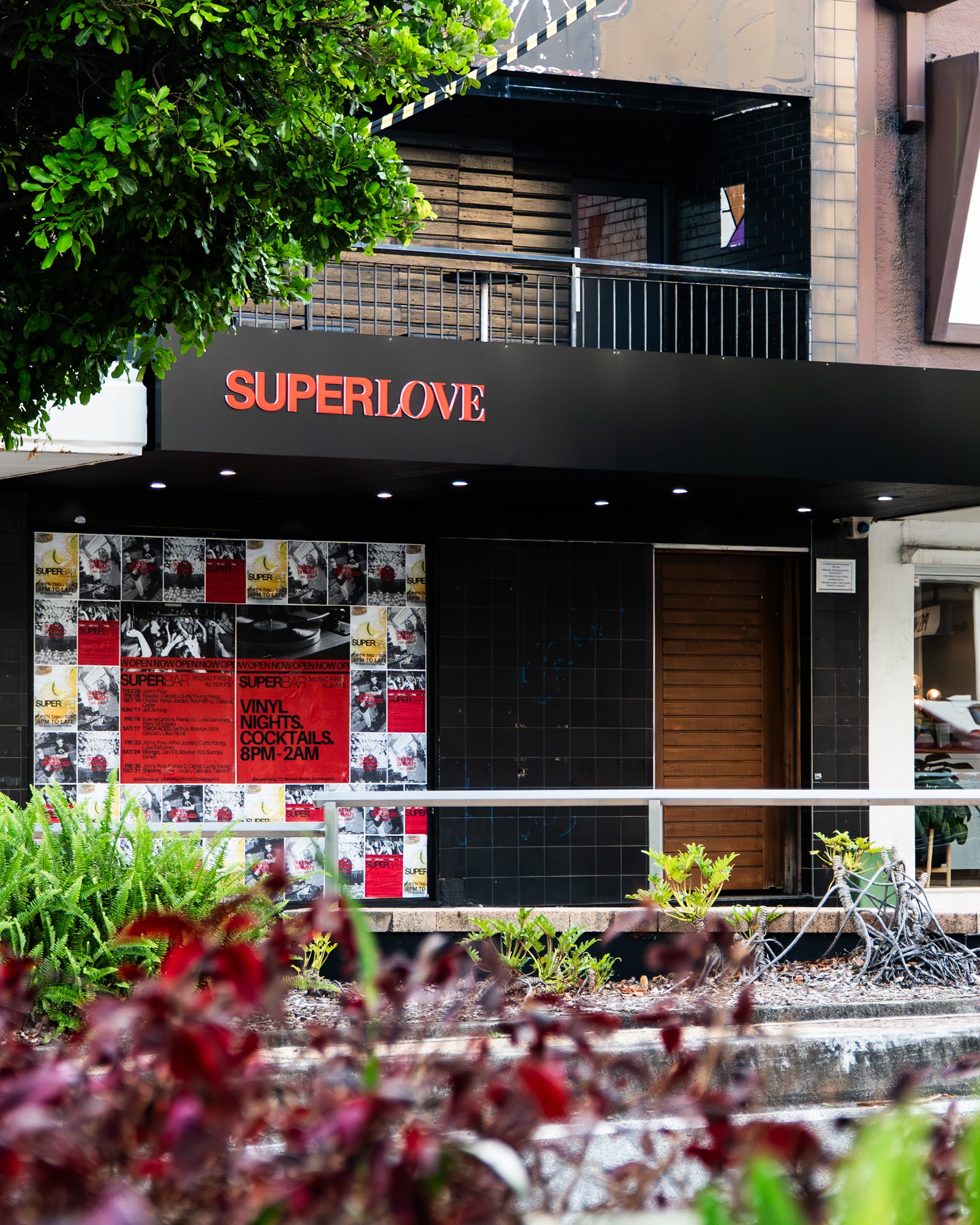 Superbar