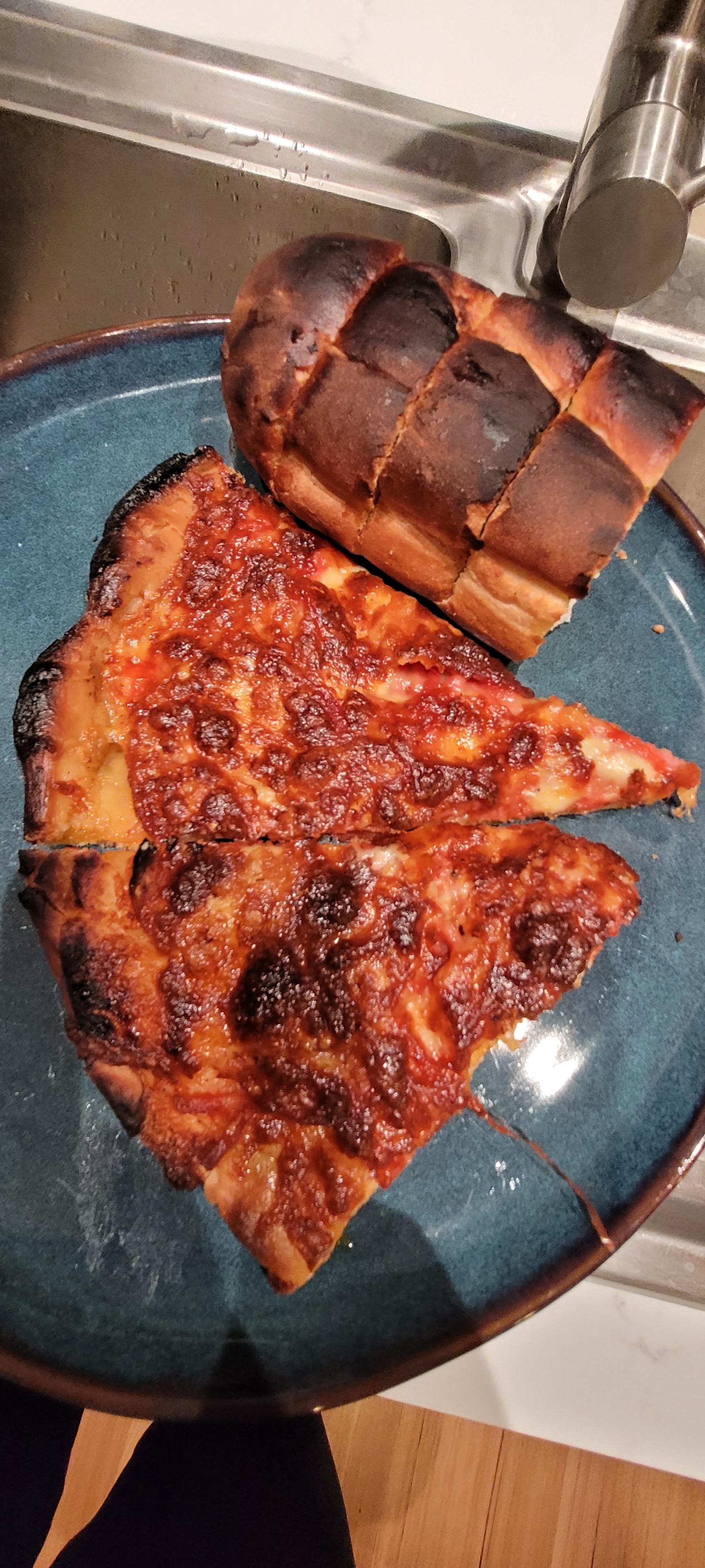 Milano's Pizza