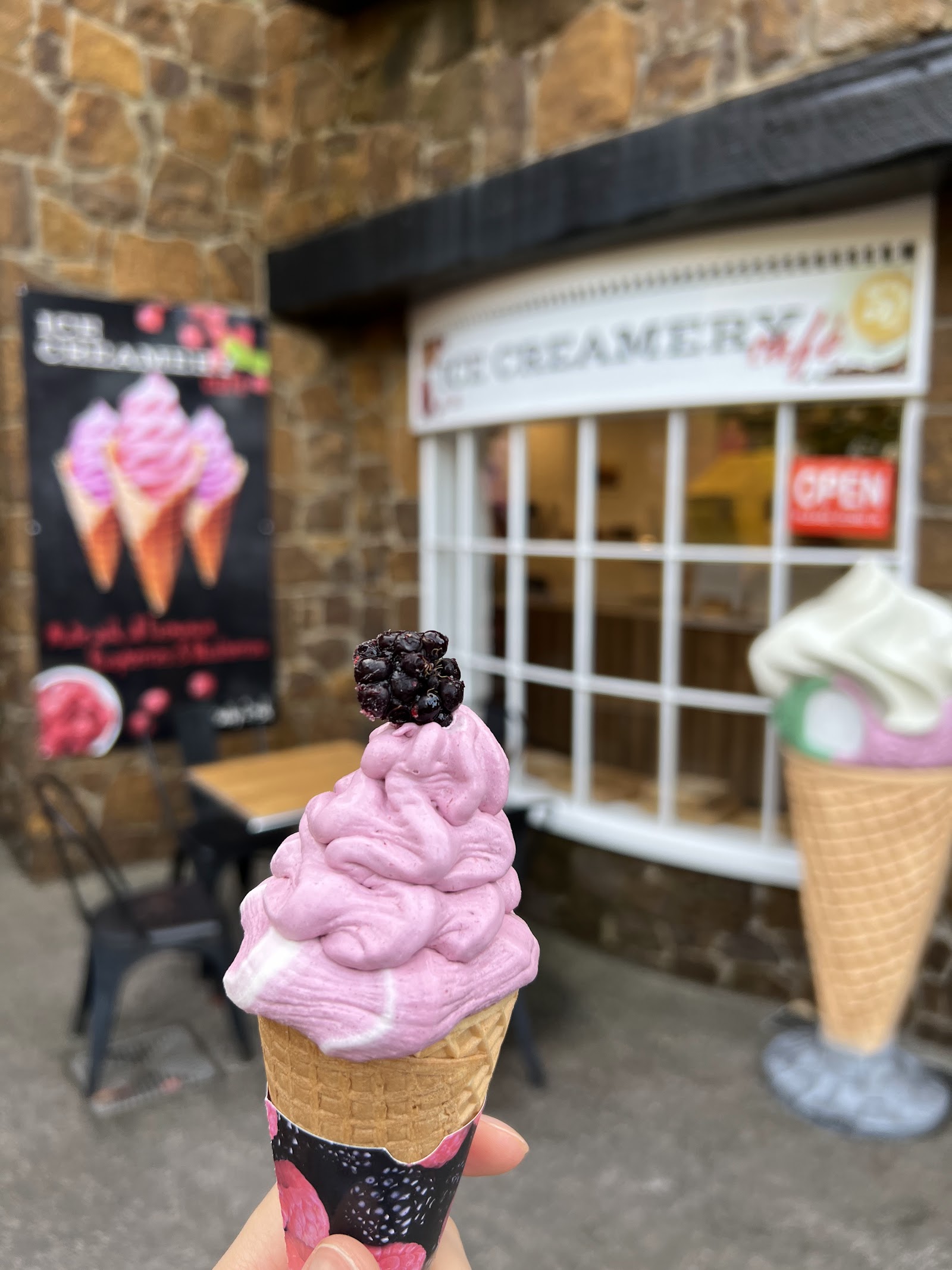 Ice Creamery Cafe