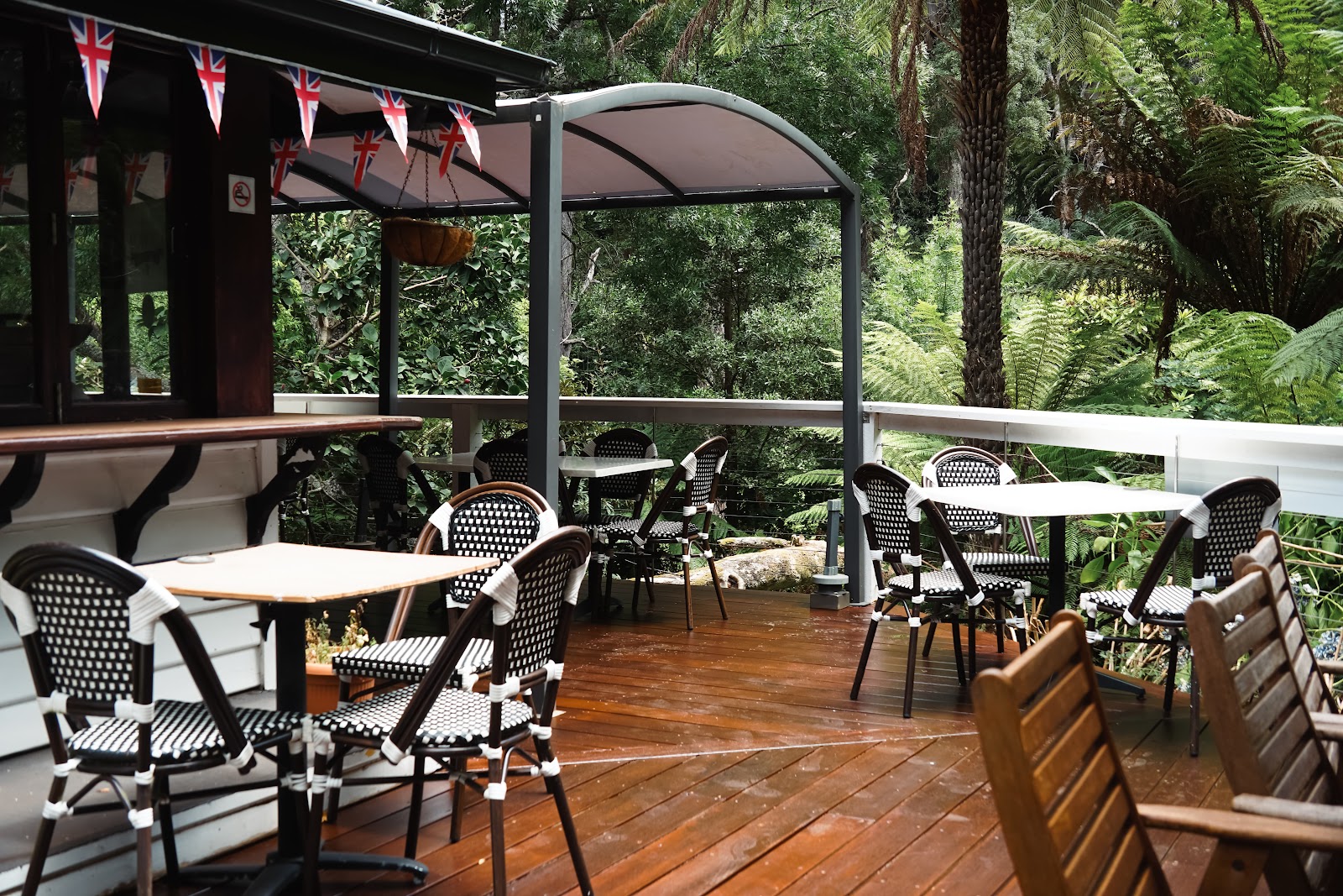 King Henry’s Restaurant