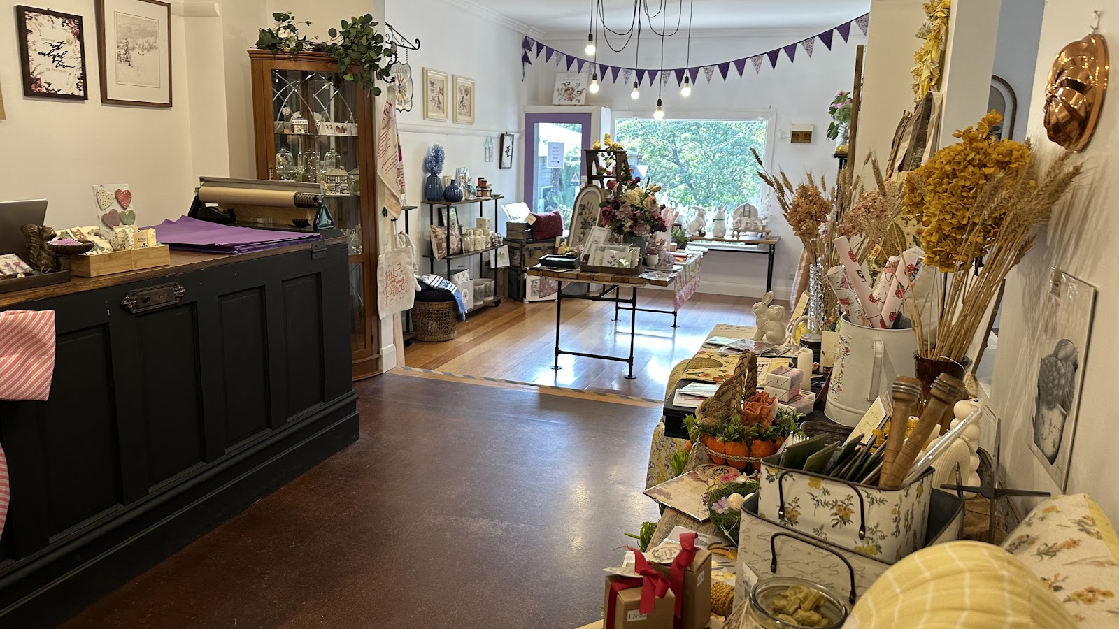 Violet's of Sassafras