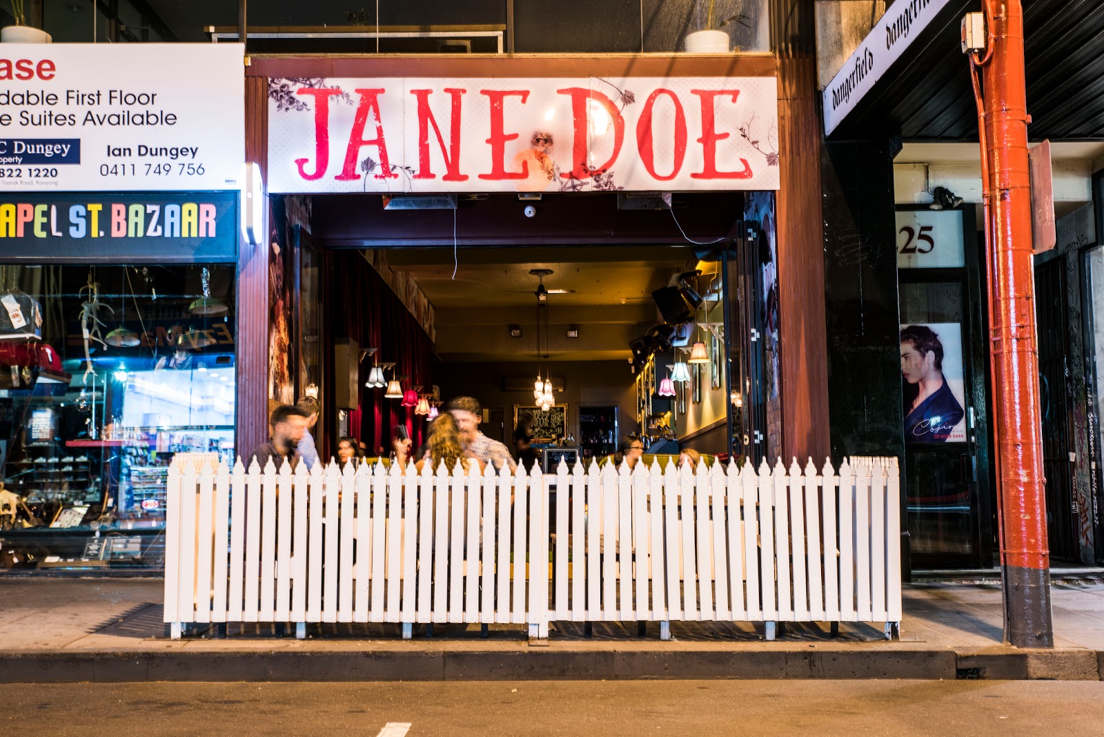 Jane Doe Bar