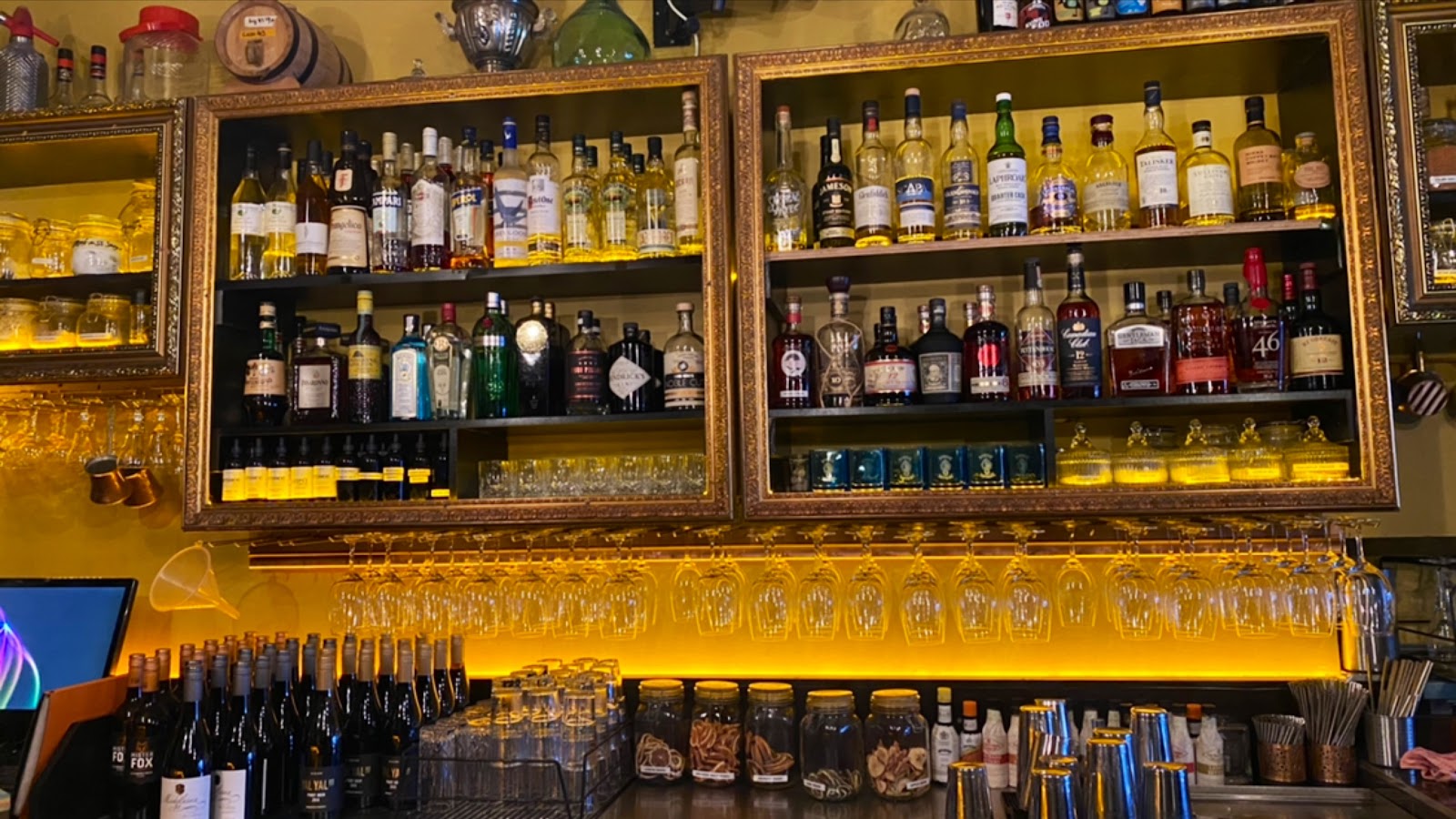 Jane Doe Bar