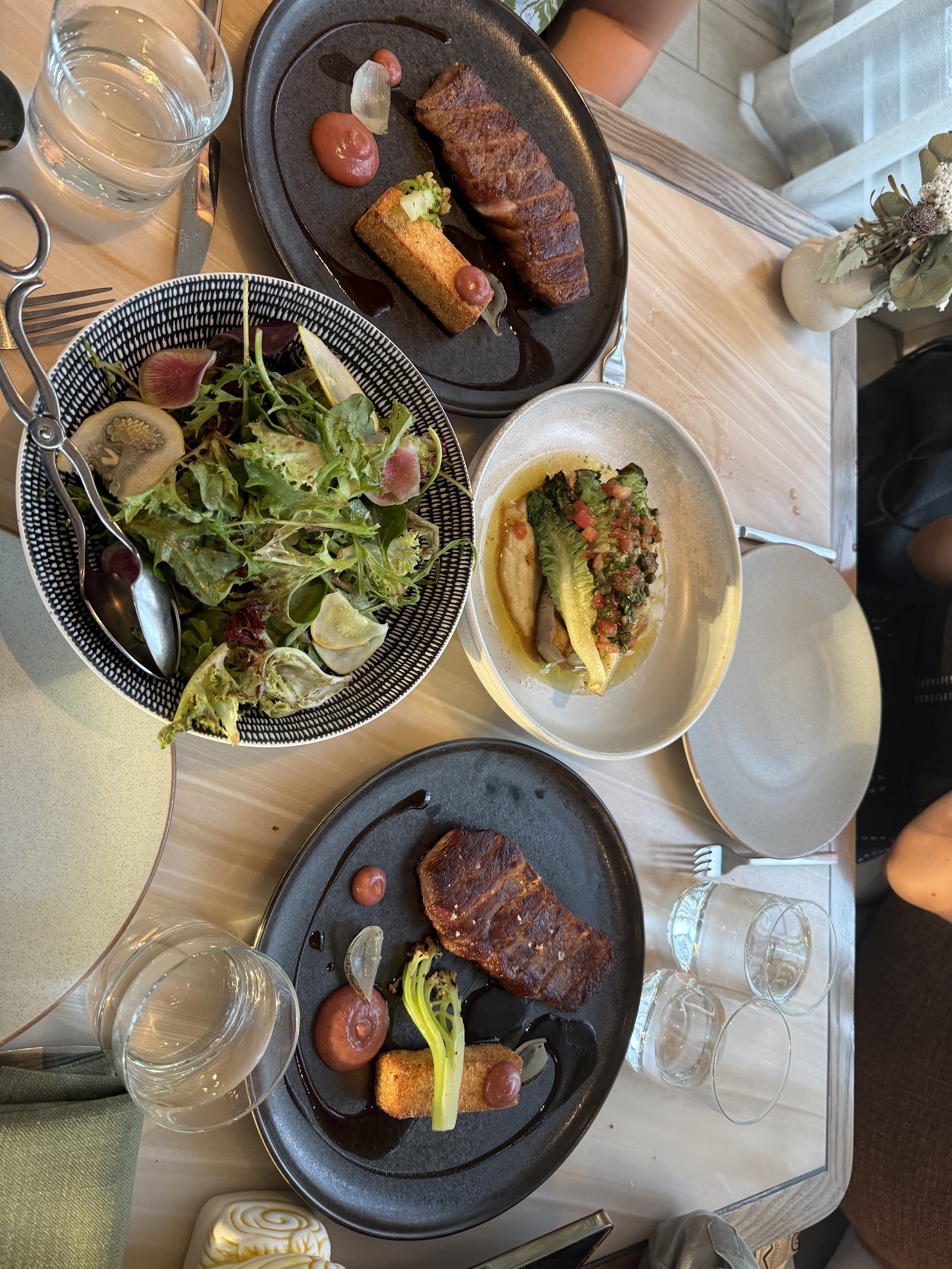 Me-Gal Restaurant