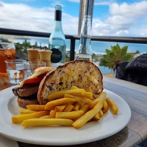 Sea Vista Cafe