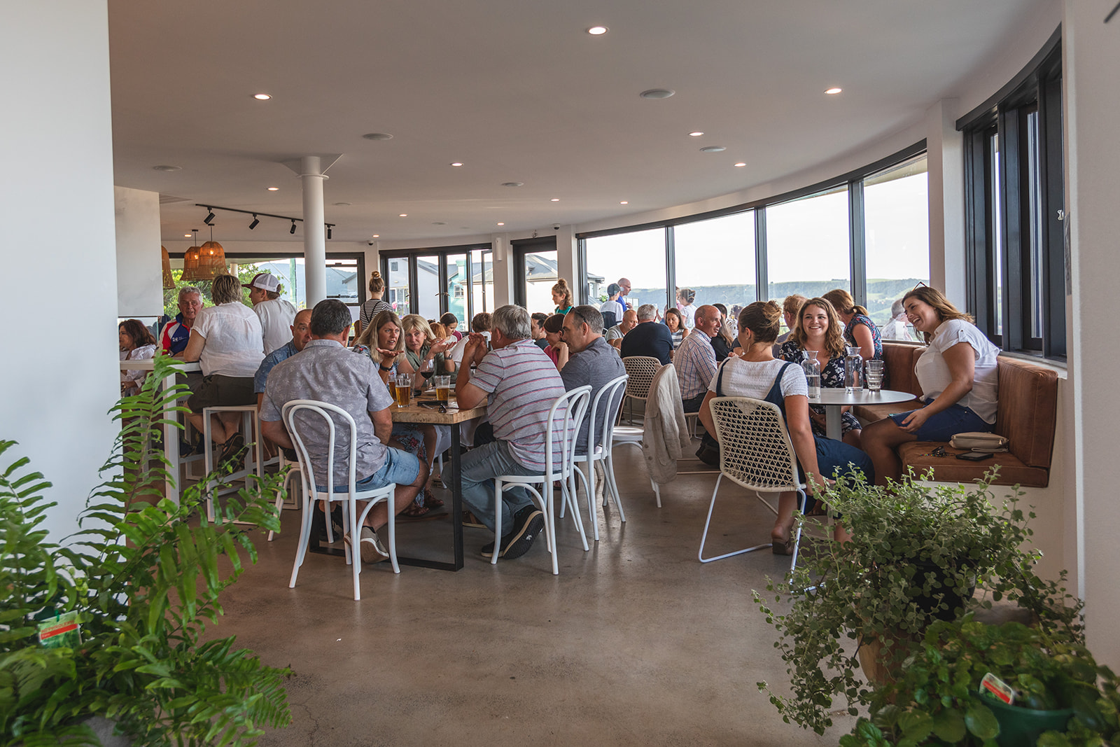 The Hill Bar & Kitchen