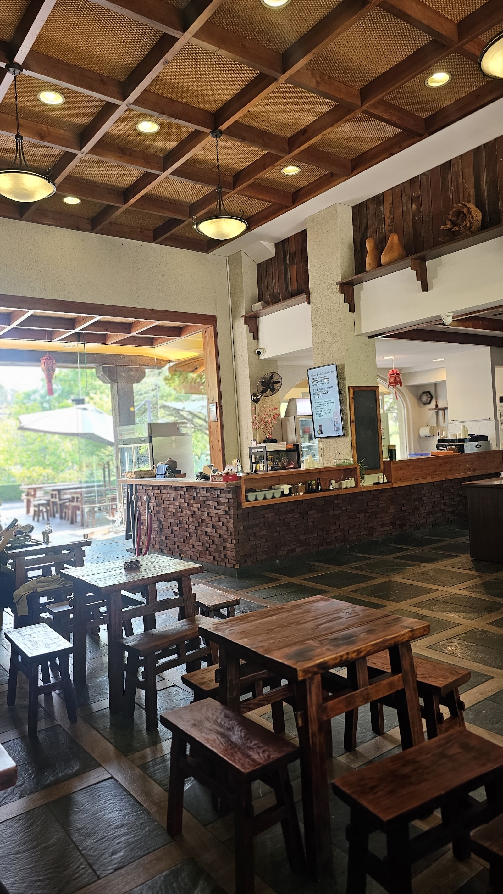 Dew Drop Inn Tea House